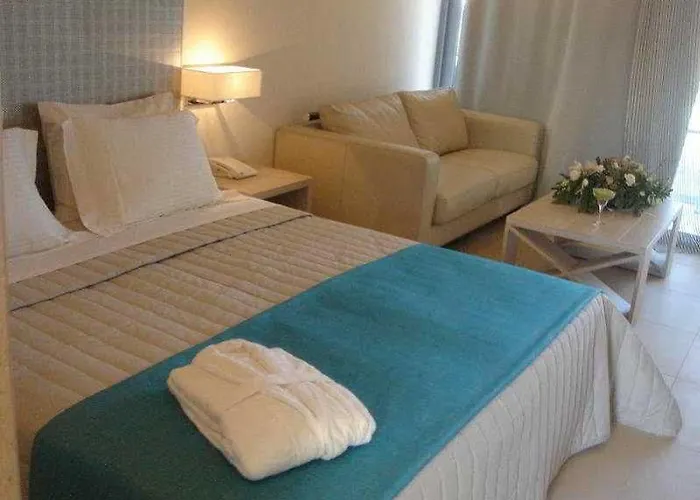 Port Royal Villas And